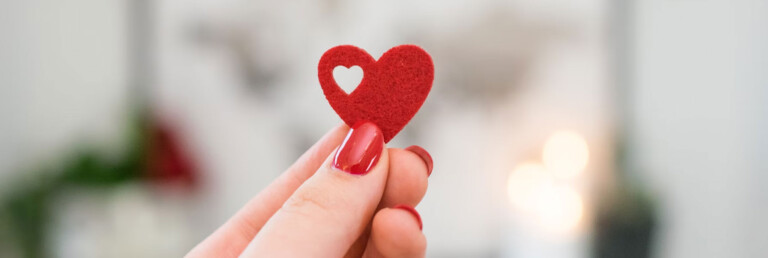 Best gifts for couples on Valentine's day