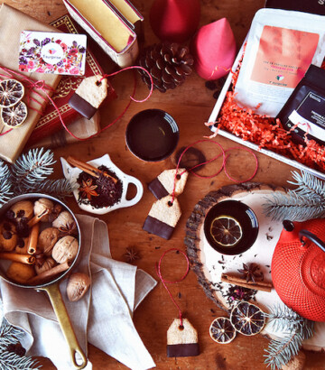 Christmas tea box