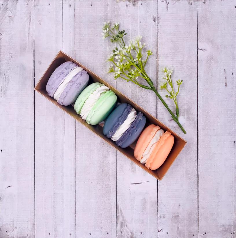 Gift box – 4 macaroons soaps