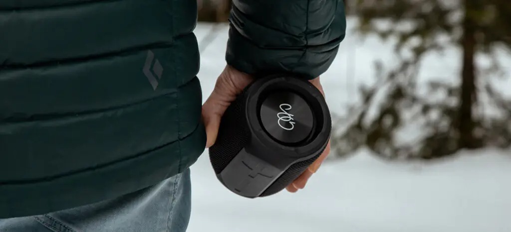 Portable bluetooth speaker