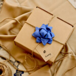 Reusable gift bow