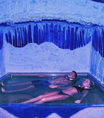 Santé Healing Spa – Himalayan Salt Float For One