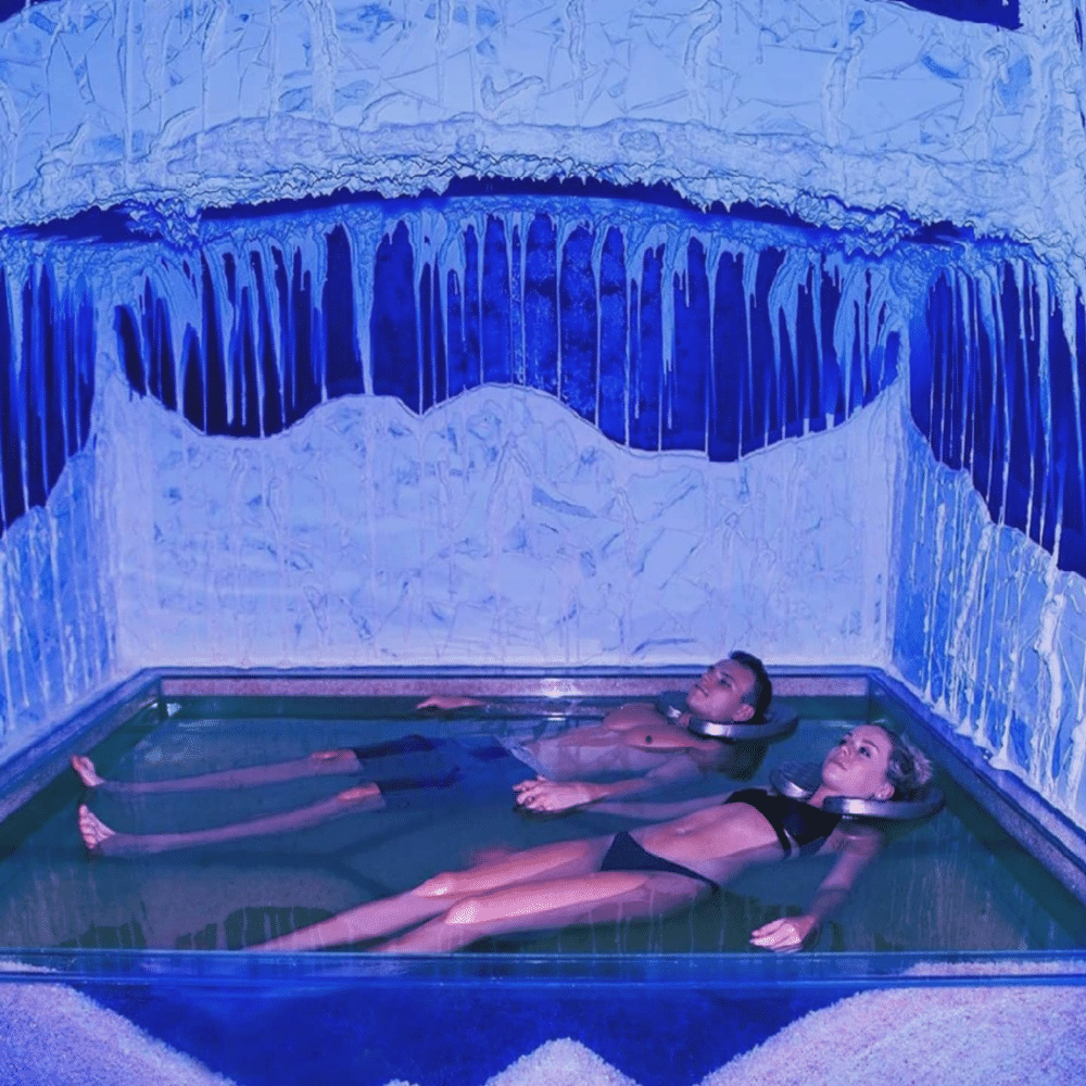 Santé Healing Spa – Himalayan Salt Float For One