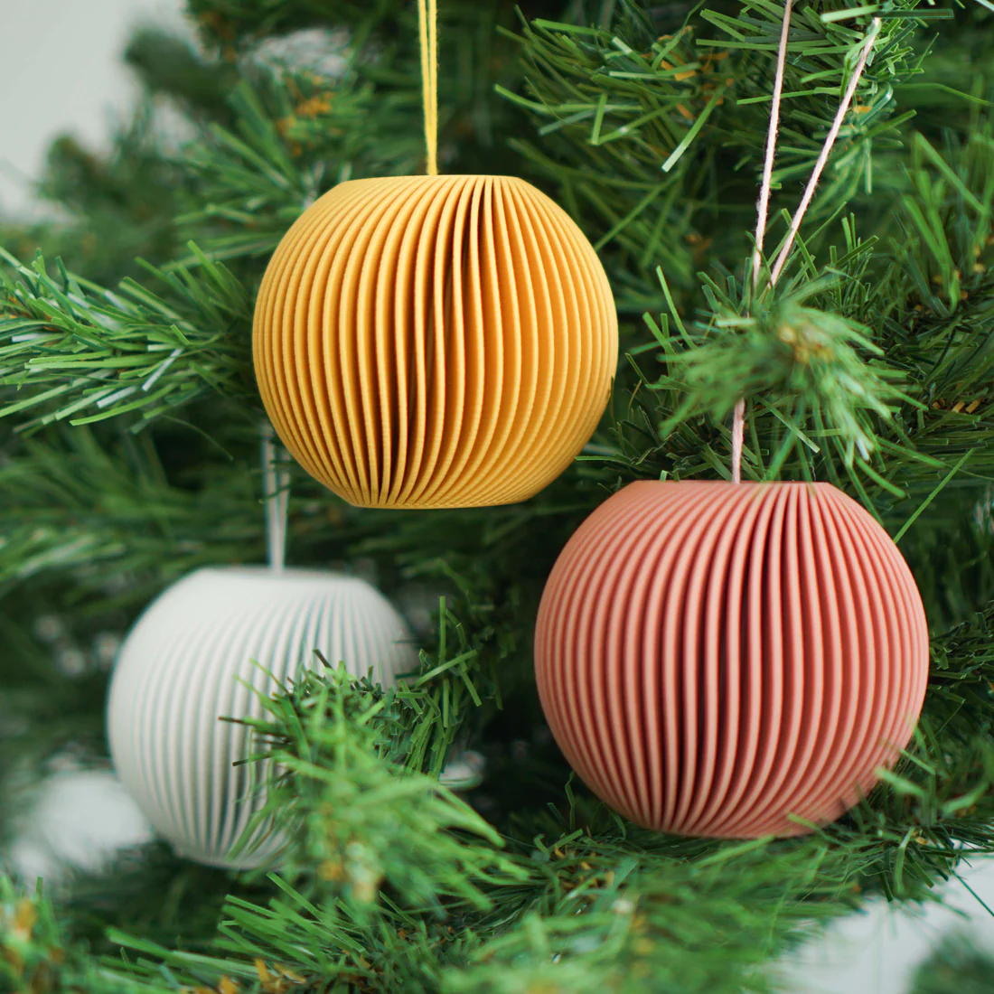 Holly Christmas Ornament – Conifer